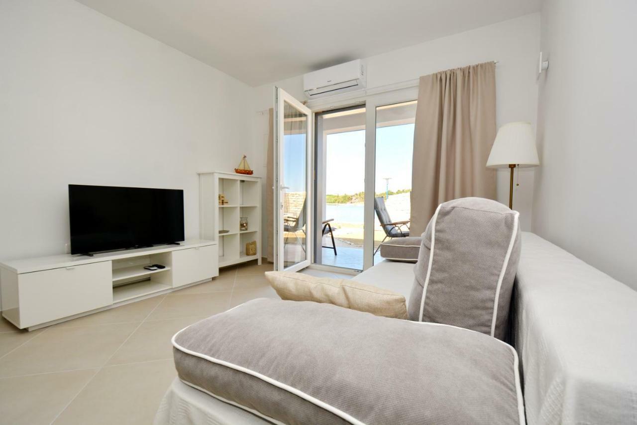נין Apartments Piazza מראה חיצוני תמונה