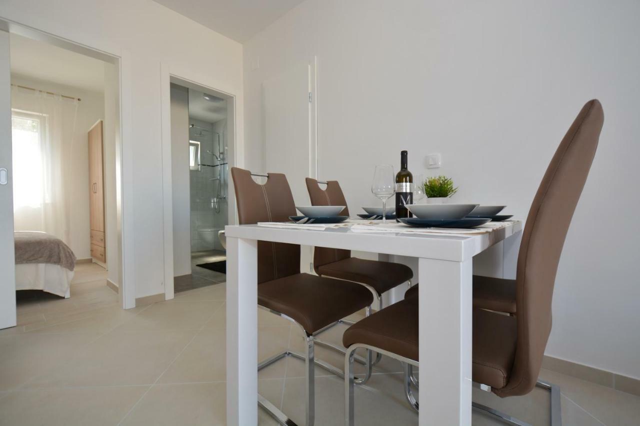 נין Apartments Piazza מראה חיצוני תמונה