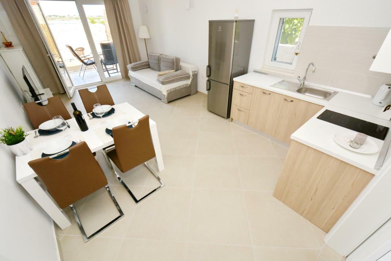 נין Apartments Piazza מראה חיצוני תמונה