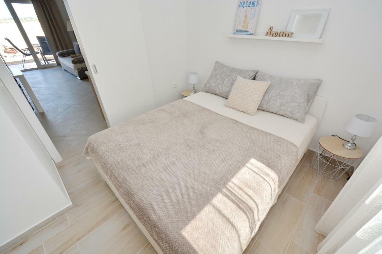 נין Apartments Piazza מראה חיצוני תמונה