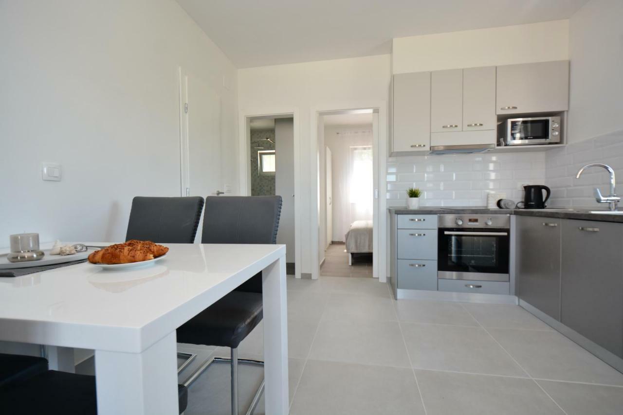 נין Apartments Piazza מראה חיצוני תמונה