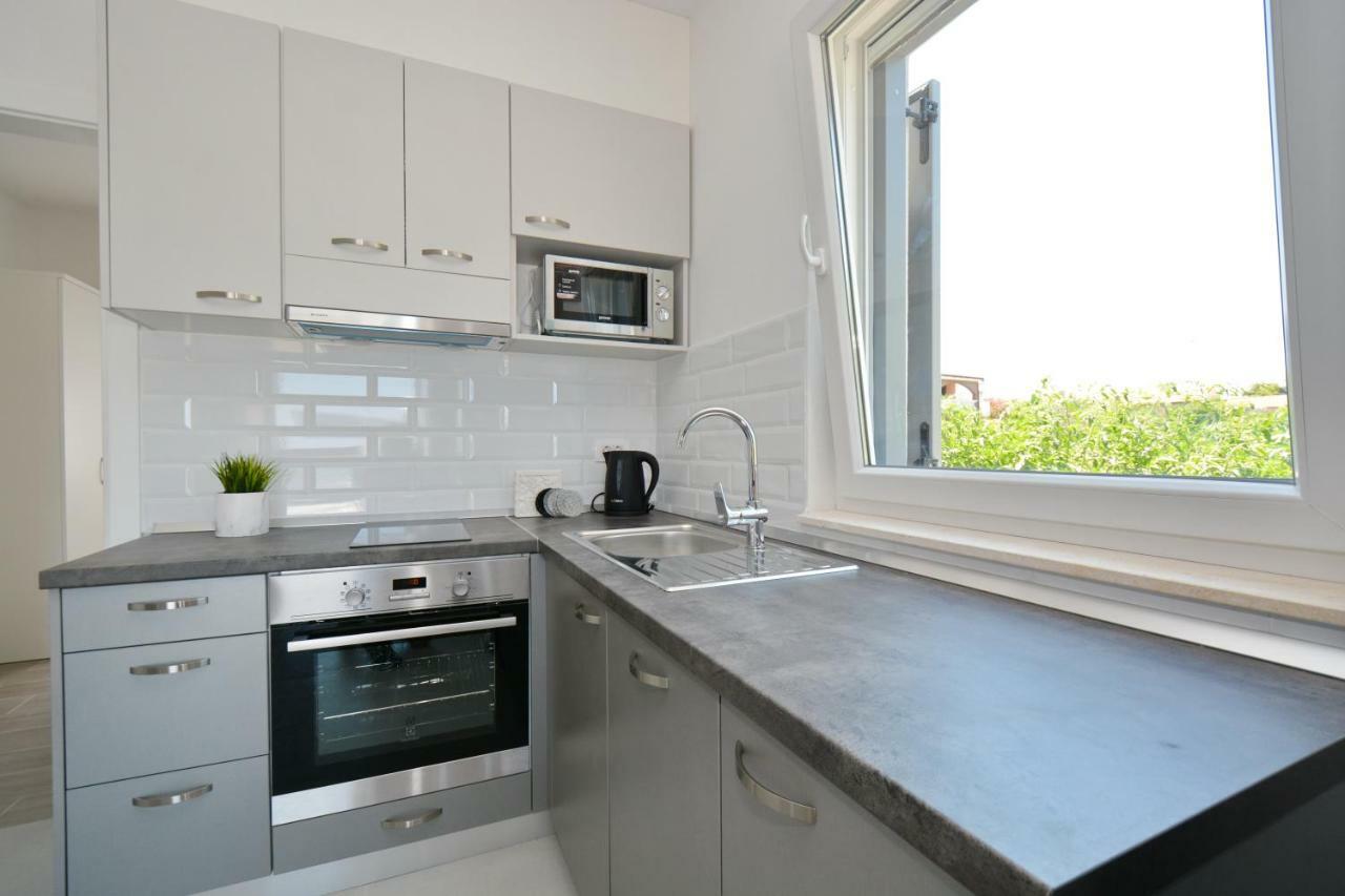 נין Apartments Piazza מראה חיצוני תמונה