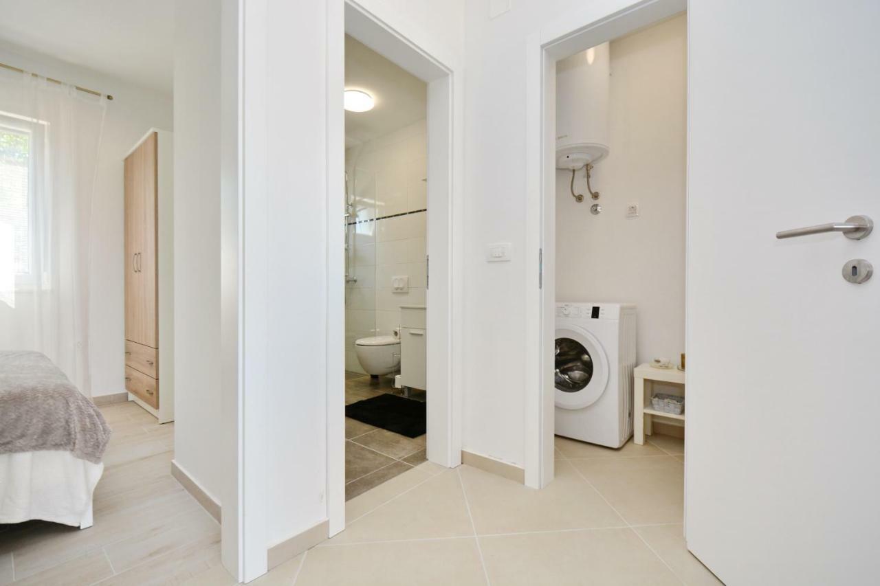 נין Apartments Piazza מראה חיצוני תמונה