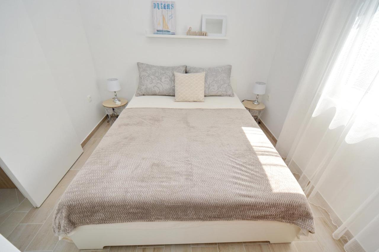 נין Apartments Piazza מראה חיצוני תמונה